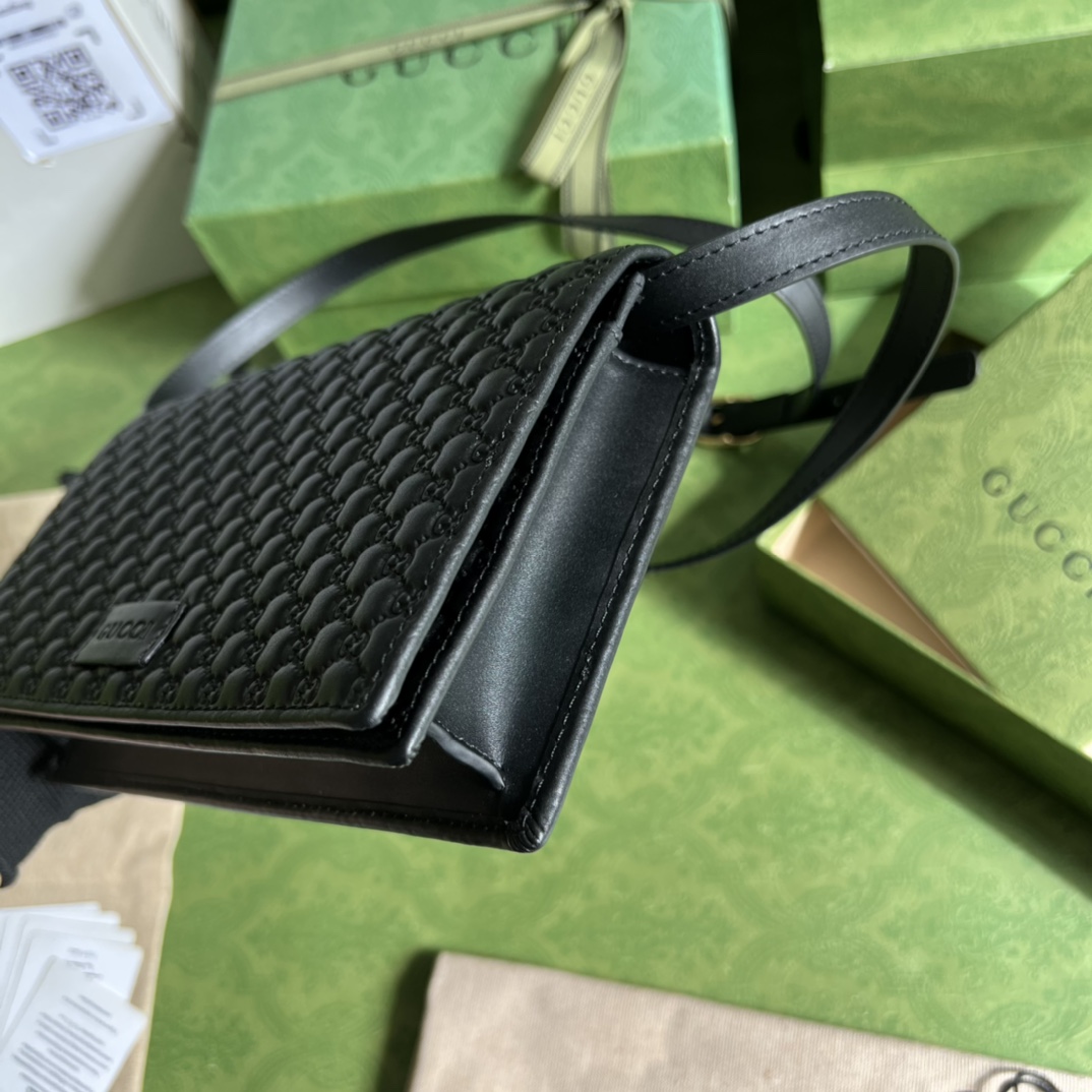 G*u*i wallet-21*12*3.5cm
