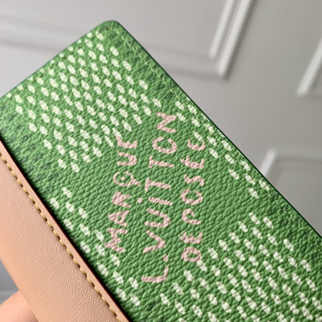l0*is V*t0n wallet-n40632-7.5 x 11.1 x 1cm