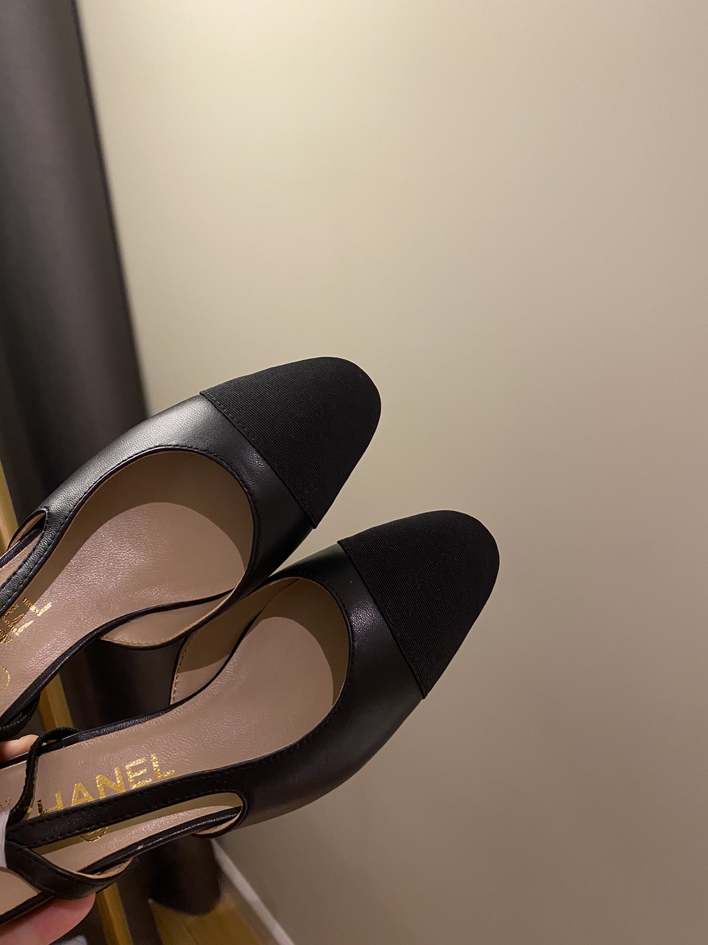Ch@nel Slingbacks