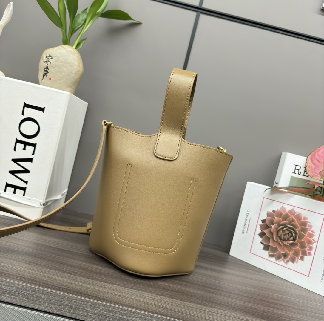 L0ew* mini pebble bucket bag-16*16*19.5cm