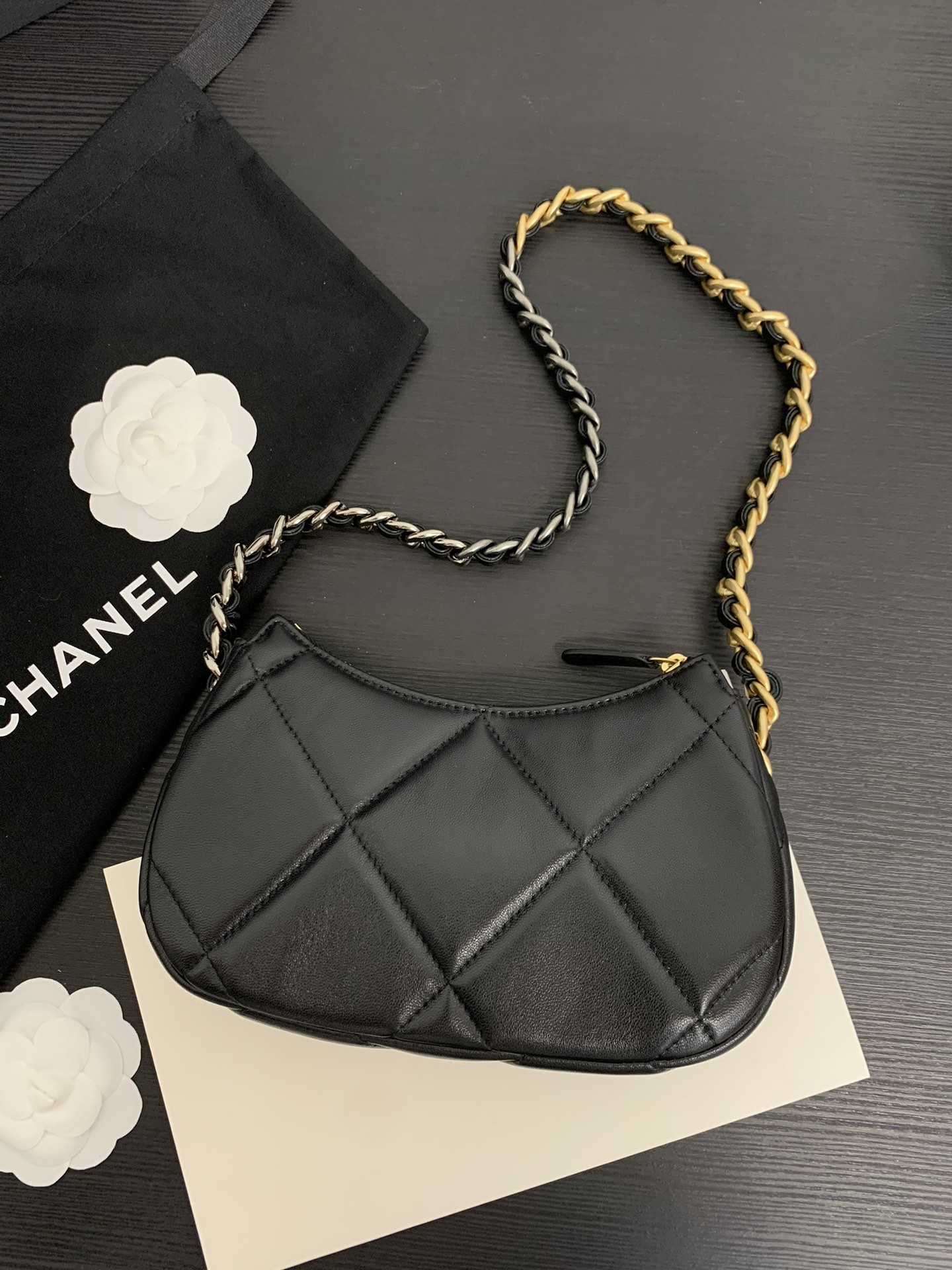 Ch@nel 2024SS Hobo Handbags-13*20*4.5CM