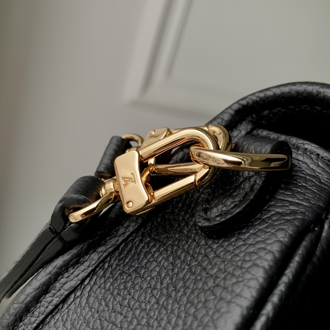 l0*is V*t0n nano diane handbags-m83566-19*10.5*6cm