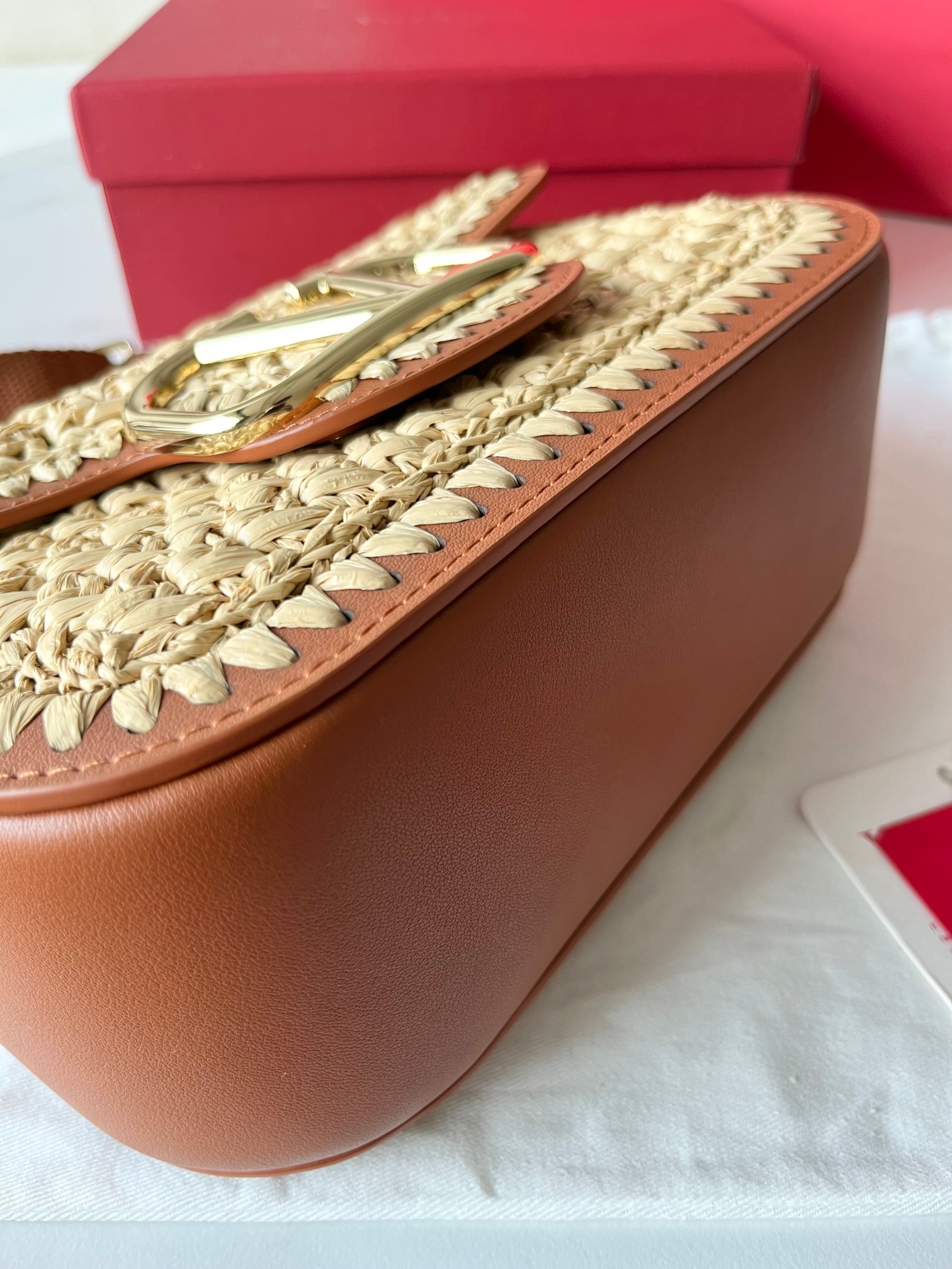 Va1e*ntin0 garavani alltime bags-23.5*18*8cm