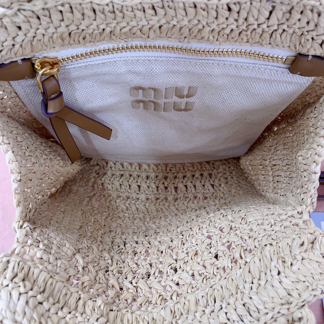 M*um*u raffia shoulder bag-22x 22.5x7.5cm