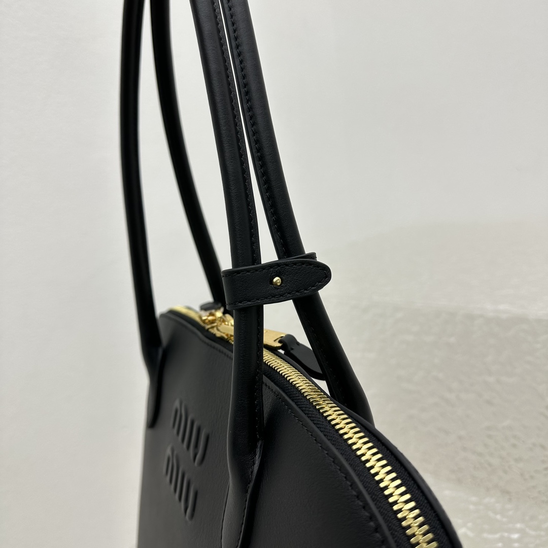 M*um*u casual style plain leather elegant style bridal logo-39*17*28cm