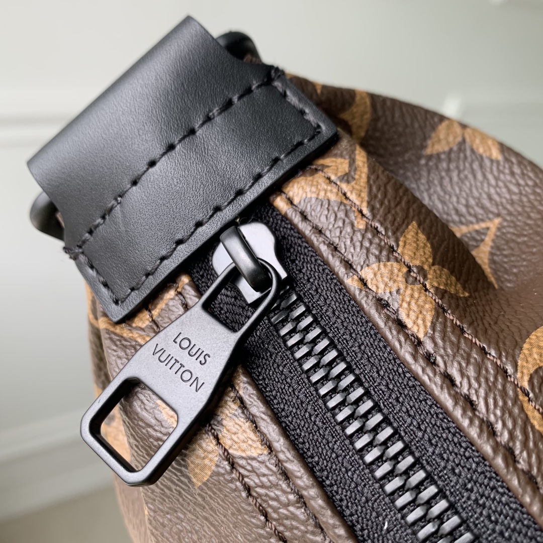 l0*is V*t0n hamac bag-28.5 x 15 x 8cm