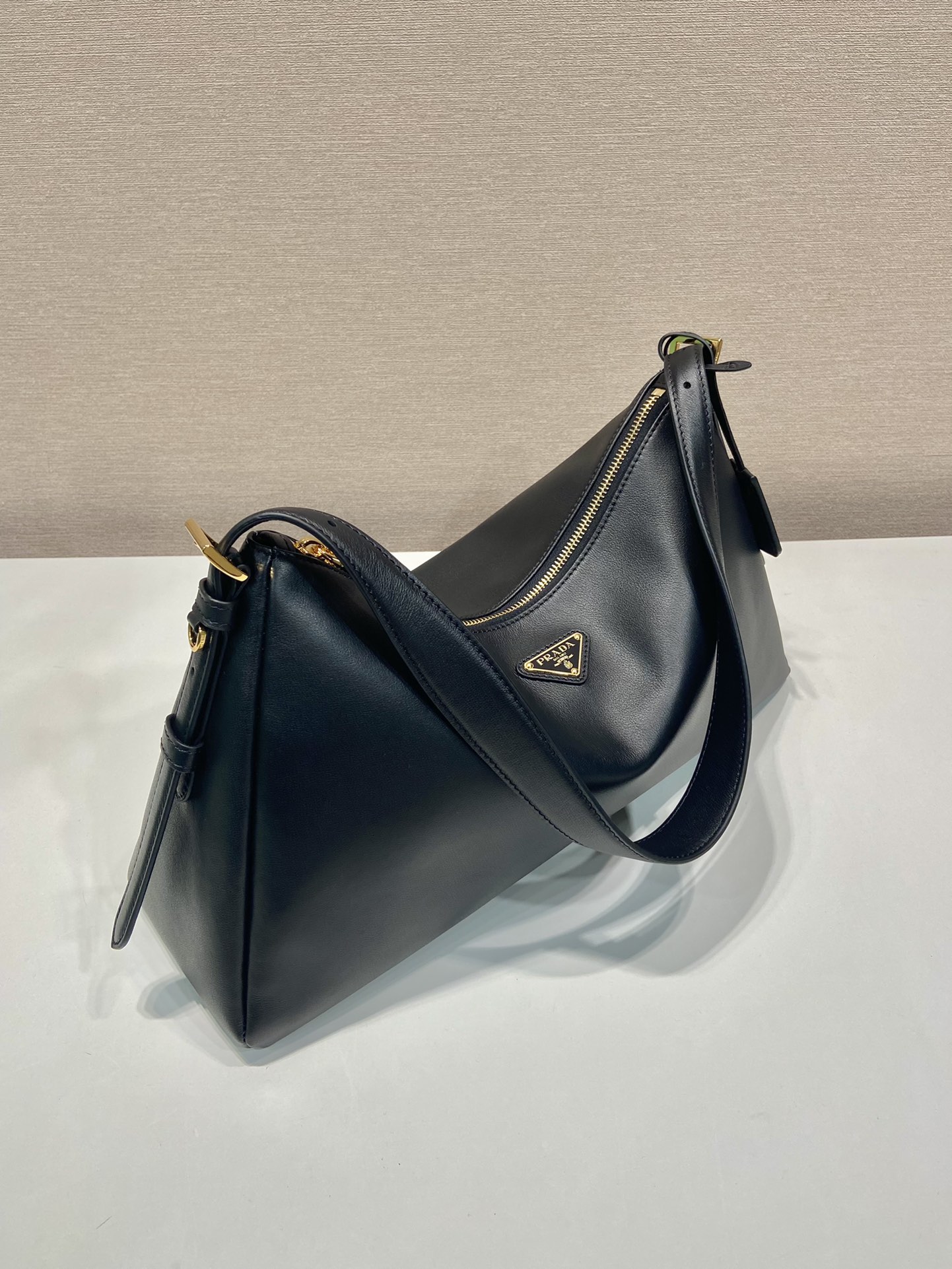 Pra*a aimee top handbags-1bc228-39*24*12cm