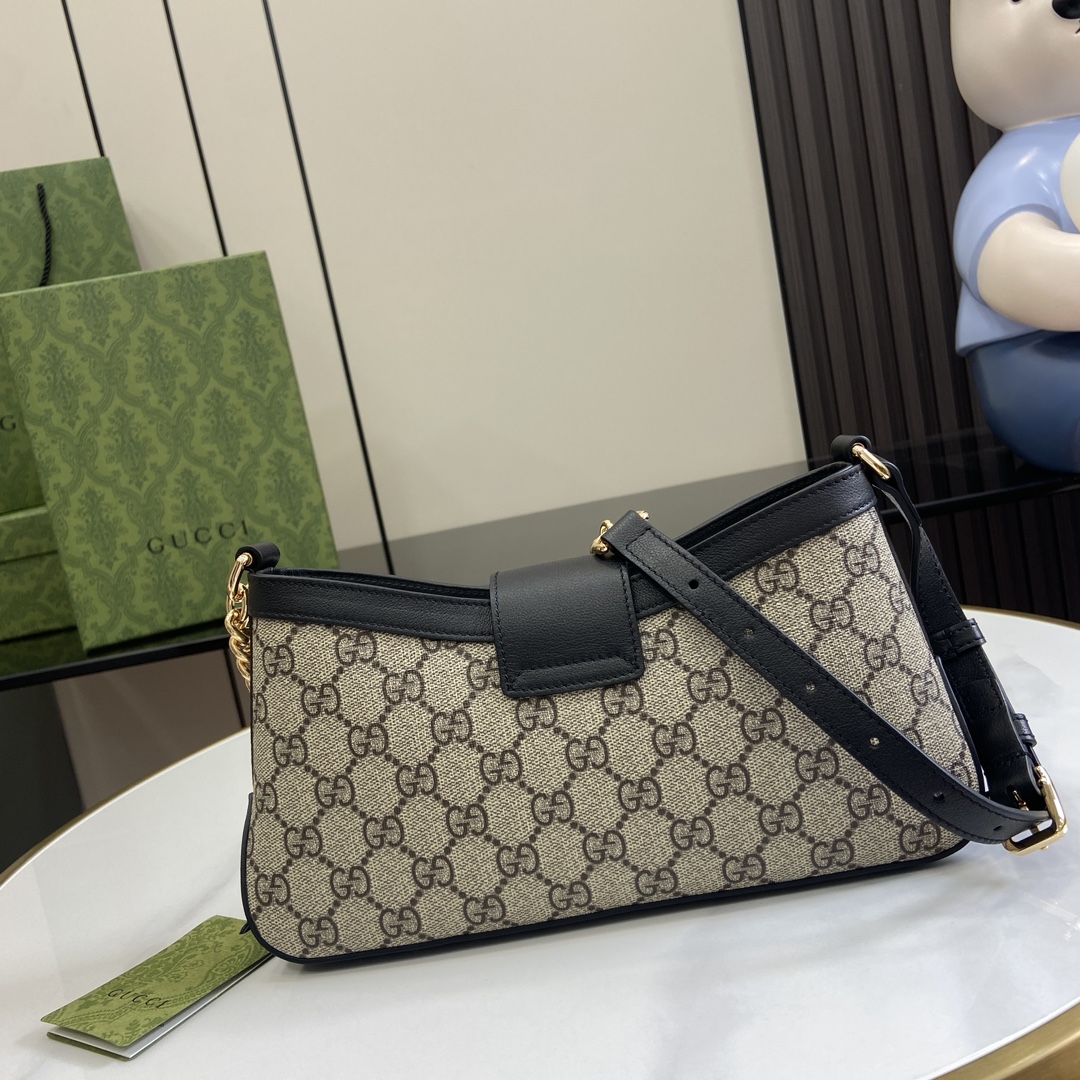 G*u*i padlock bag-26.5 x 13.5 x 4.5cm