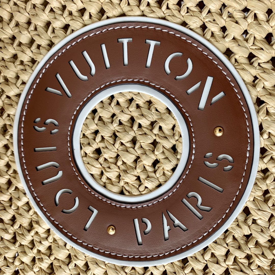 l0*is V*t0n onthego handbag-37.5 x 30 x 17cm