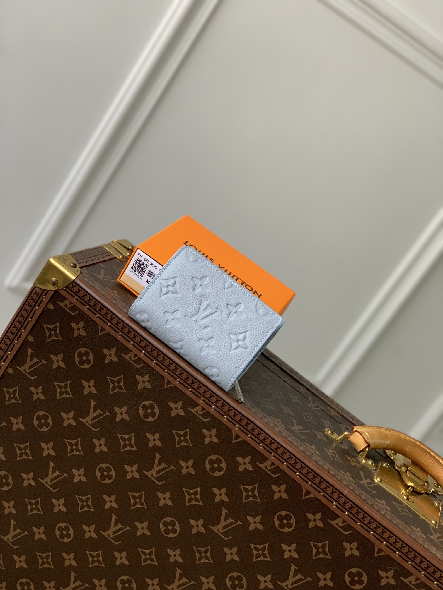 l0*is V*t0n wallet-11.5 x 8.5 x 4cm
