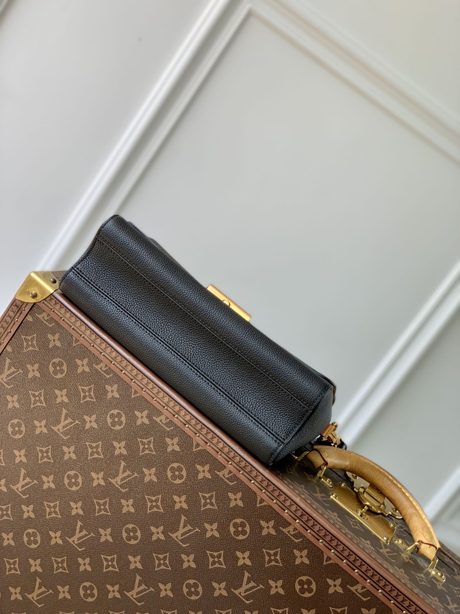 l0*is V*t0n soft twist bag-m24639-27*19*9cm