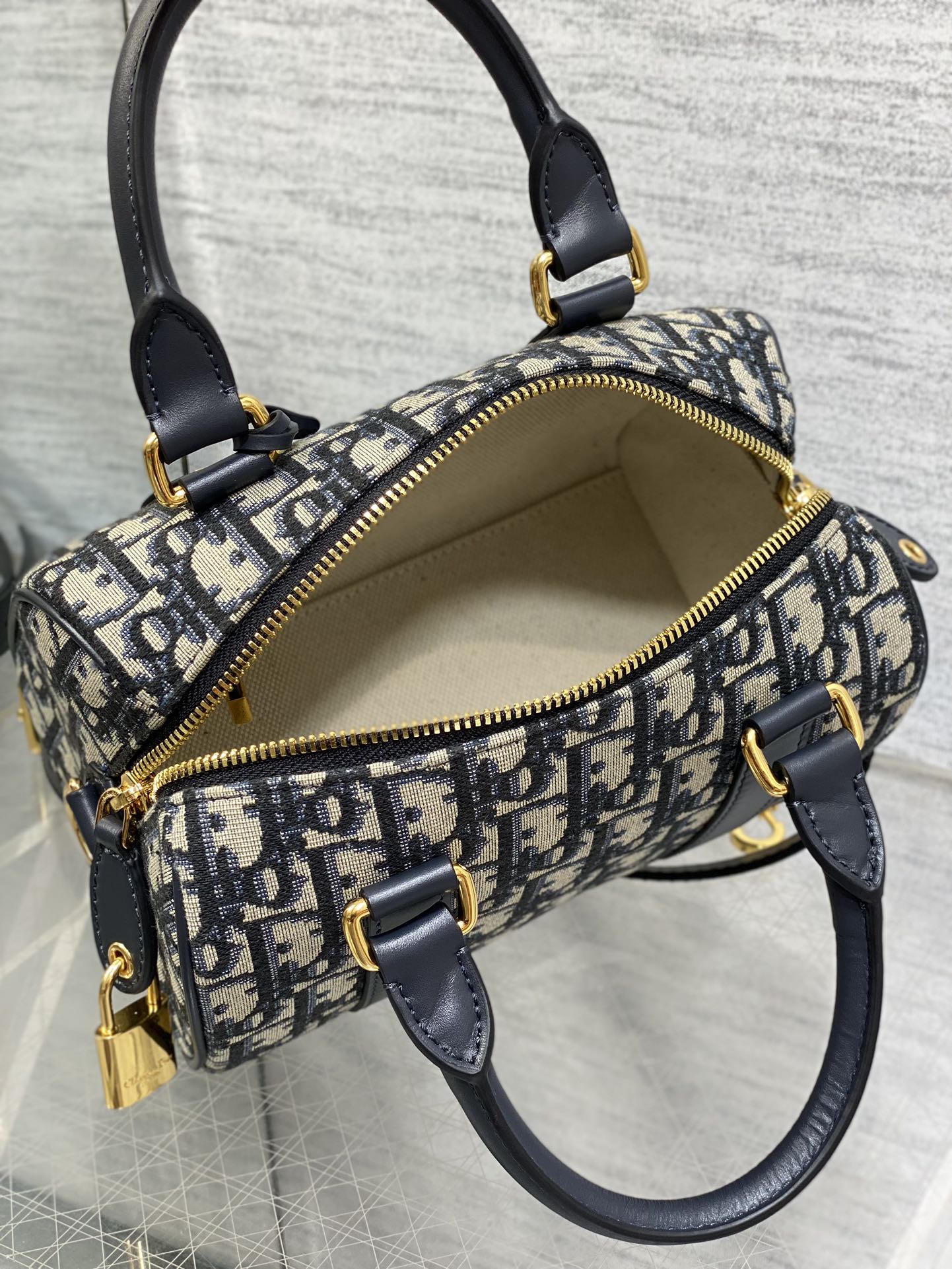 D*or groove bag-20.5*13.5*12cm