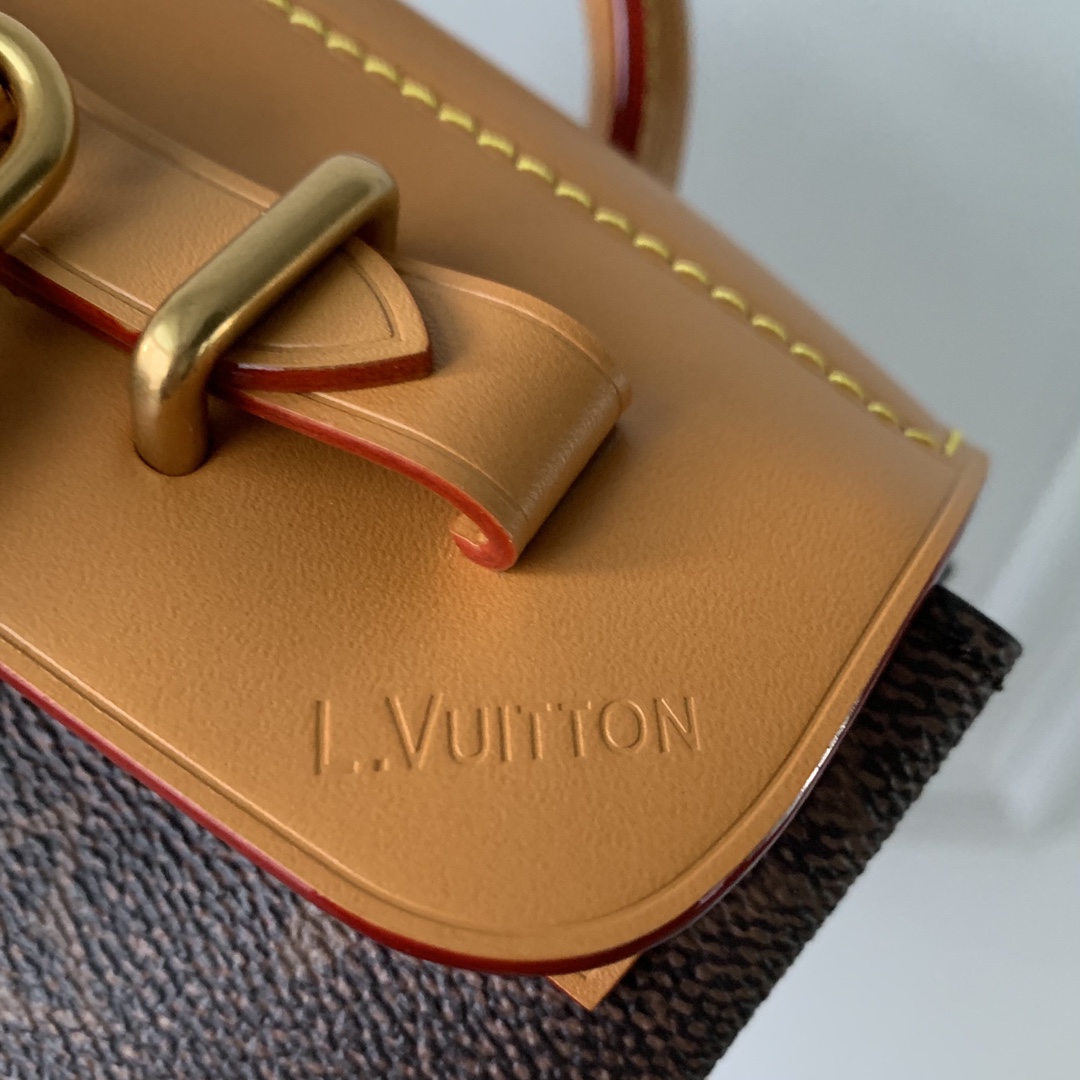 l0*is V*t0n nano steamer bag-15 x 18 x 7cm