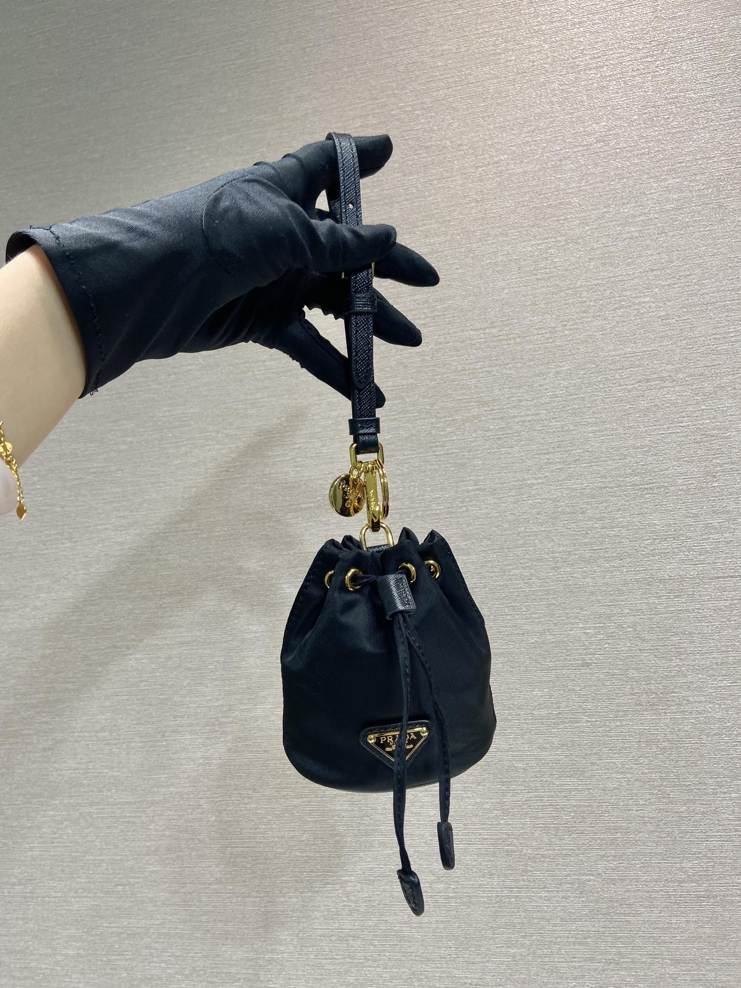 Pra*a 1tt202 re-nylon mini bag-8.5*10.5cm