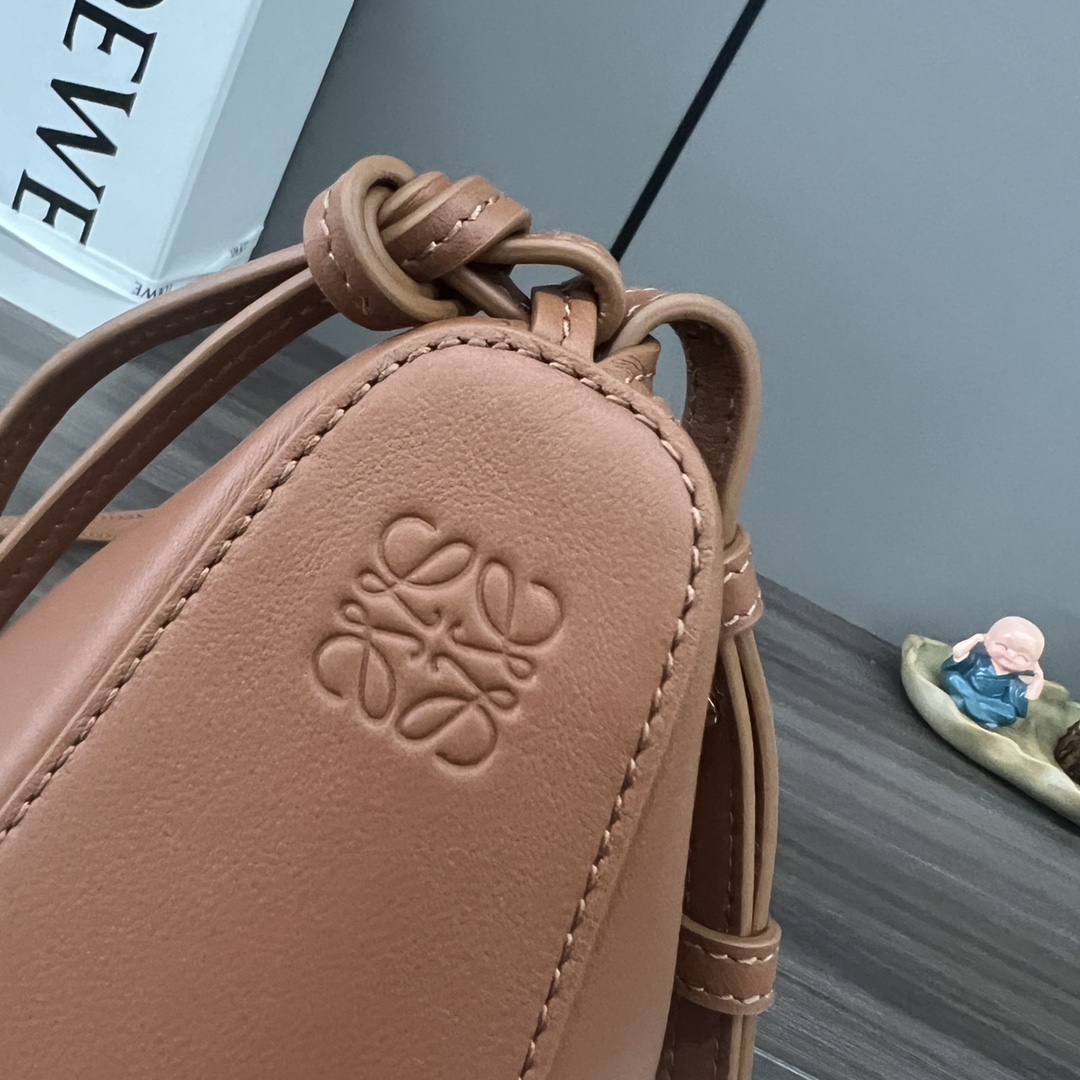 L0ew* hammock hobo bag-28*17*9.5cm