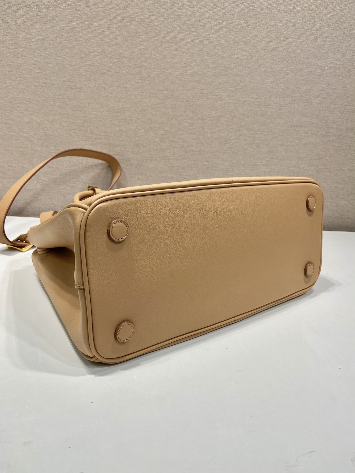 Pra*a borsa galleria in saffiano 1ba863-28*20*12&32*22.5*13.5cm