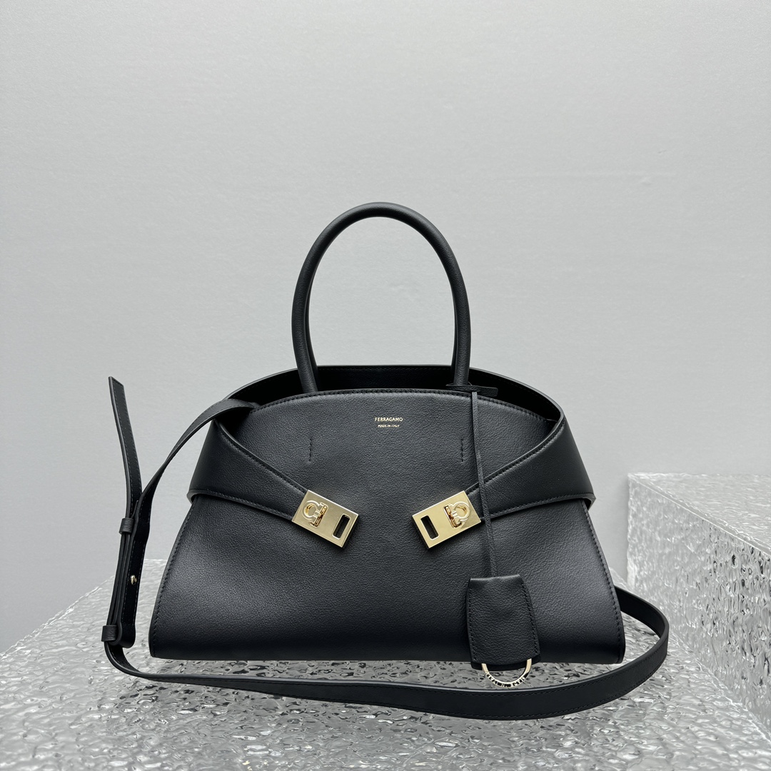 Ferragamo Top-handle Bag-32*22*14CM
