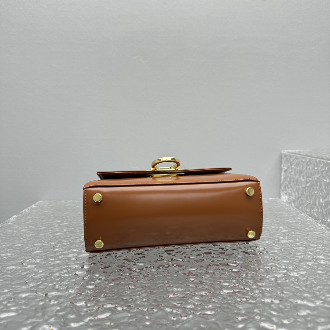 Ferragamo Top-handle Bag-21*13*8.5CM