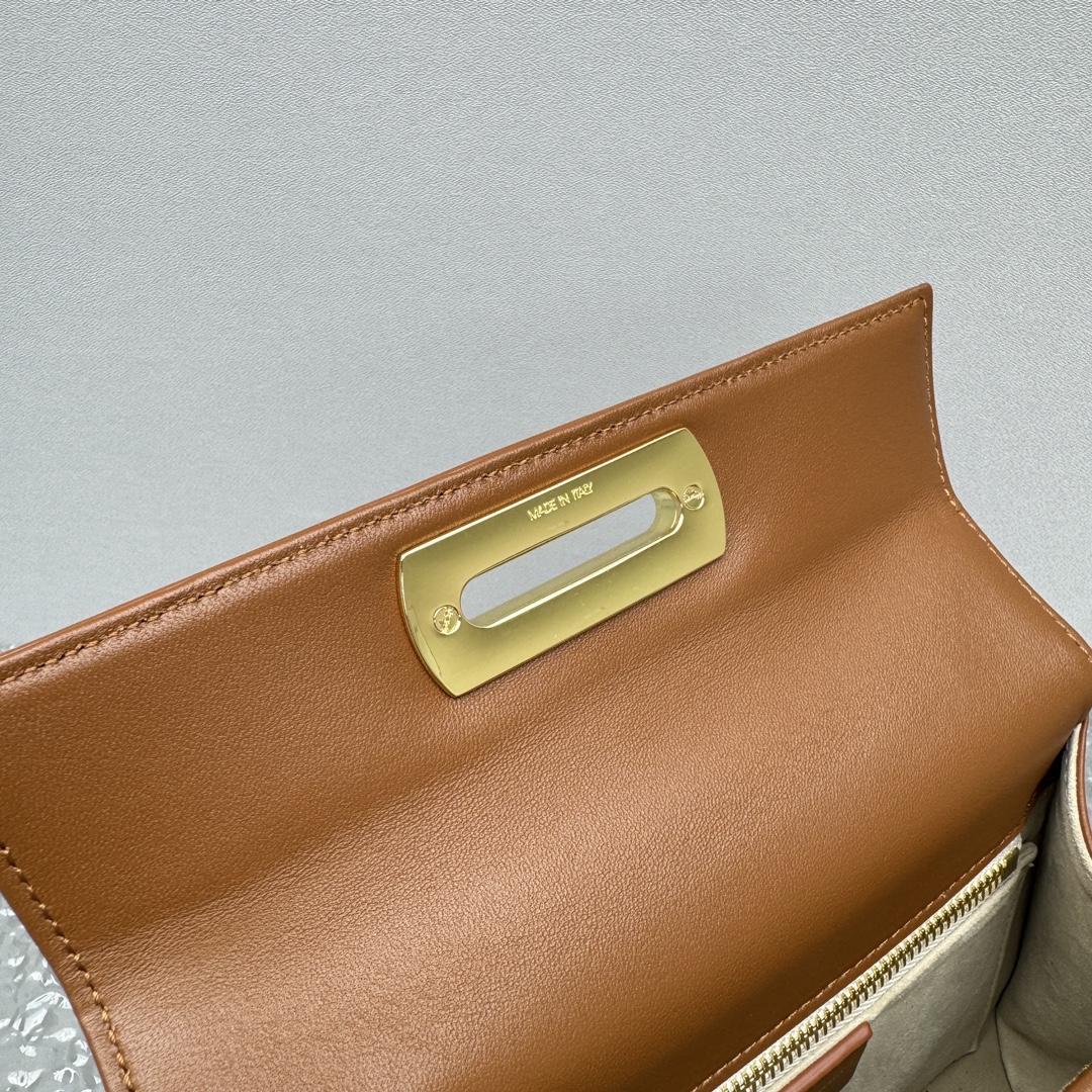 Ferragamo Top-handle Bag-21*13*8.5CM