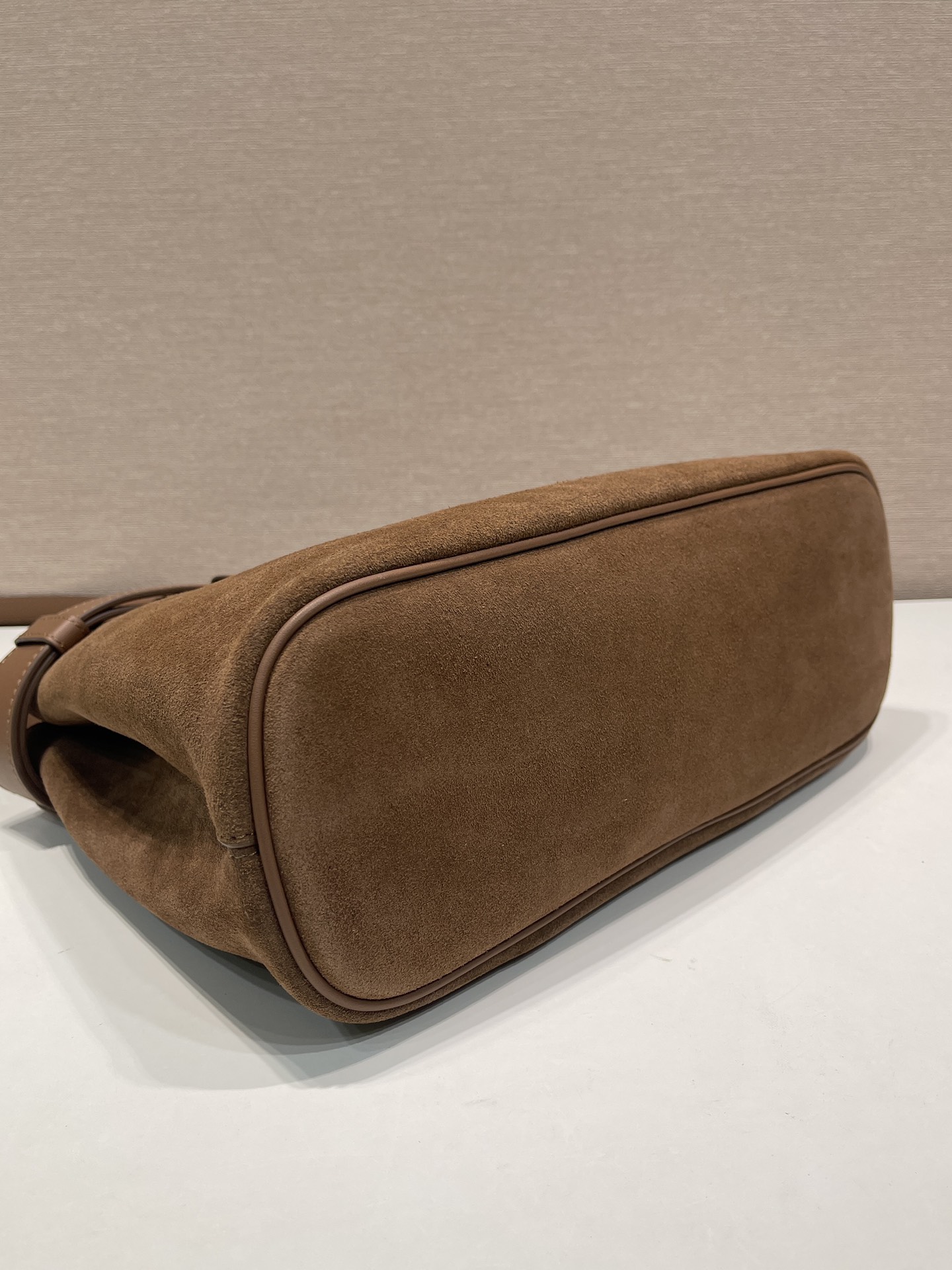 Pra*a double1ba434 bag-32Ｘ23Ｘ11cm