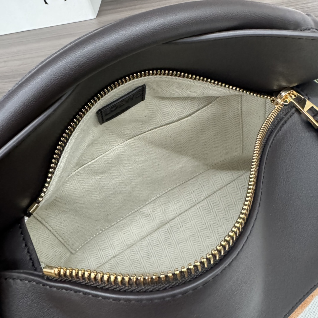 L0ew* puzzle bag-24*10.5*16cm