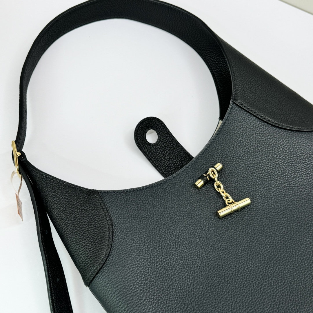 L0r0 P1ana bobbin bag-32*7*21cm