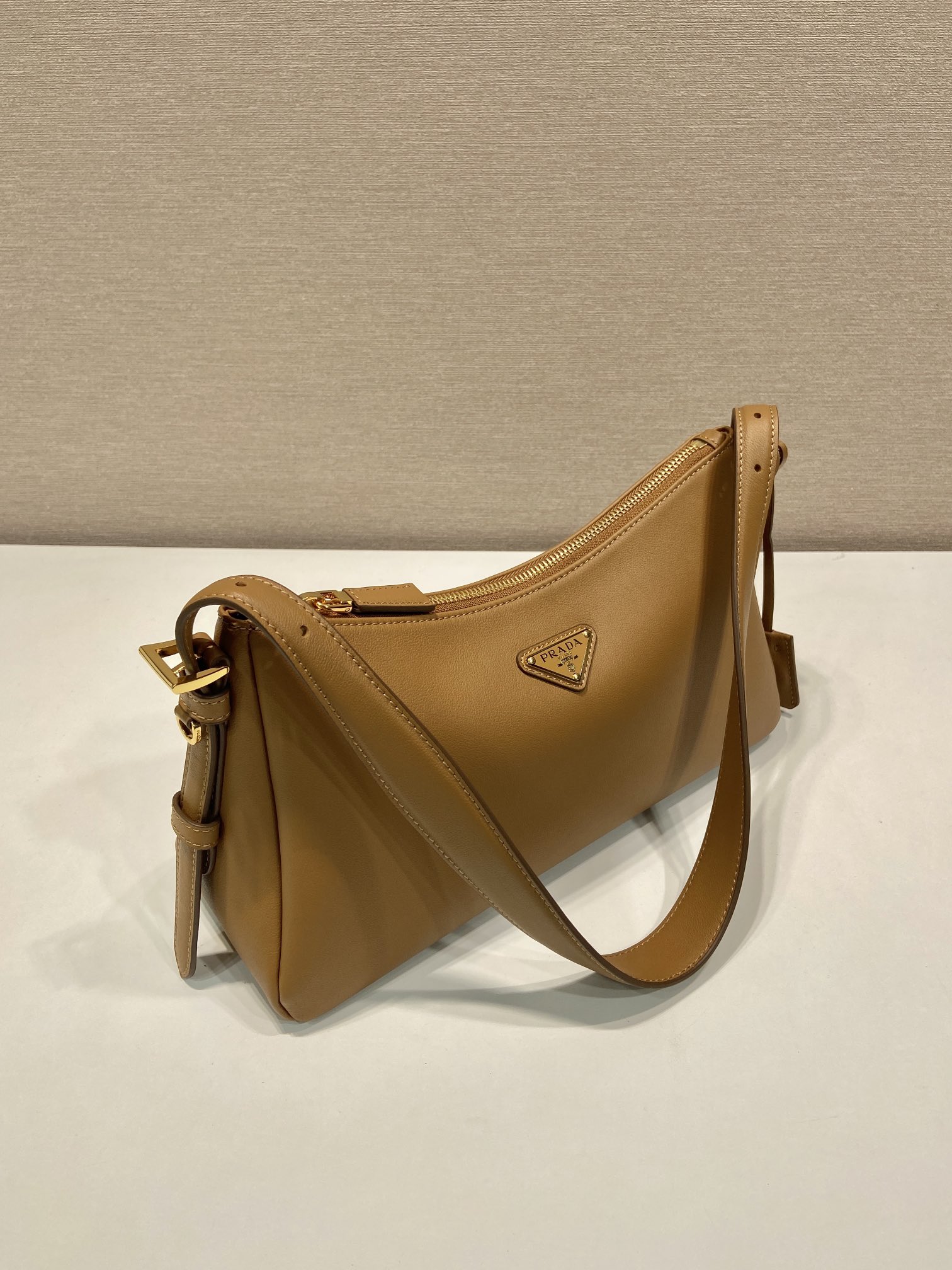 Pra*a aimee top handbags-1bc229-31*18*10cm