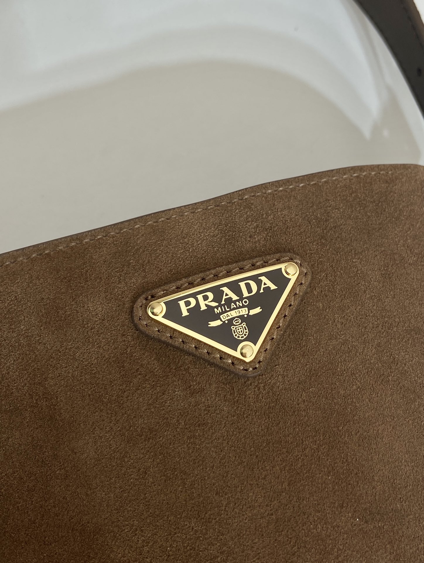 Pra*a cinnamon suede mini bucket bag-1be078a-31*18*10cm