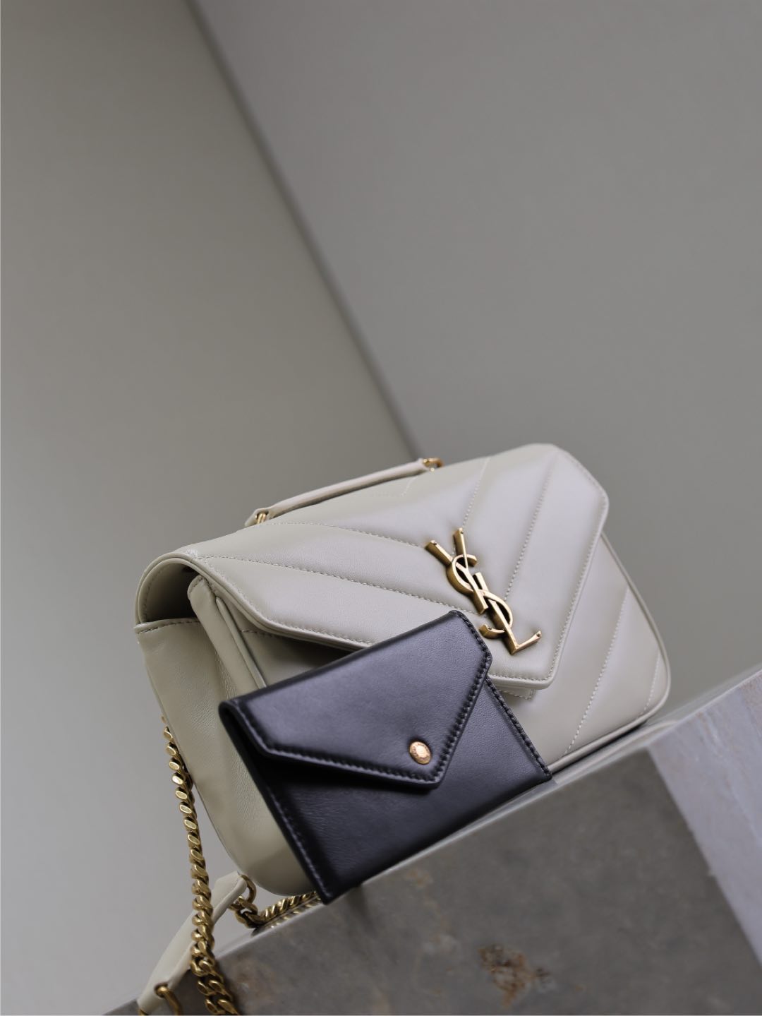 Y51 loulou bag- 24cm