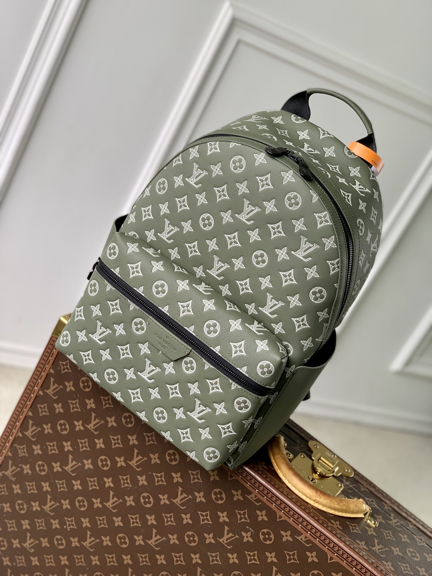l0vis Vvtt0n discovery backpack-m12780-38 x 20 x 29cm