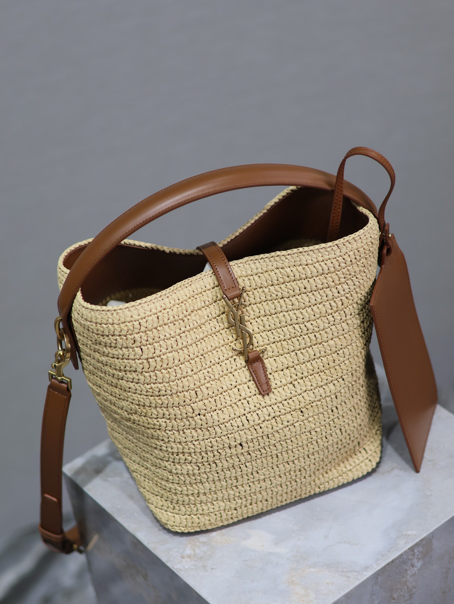 Y51 le37 bucket-20×25×16cm