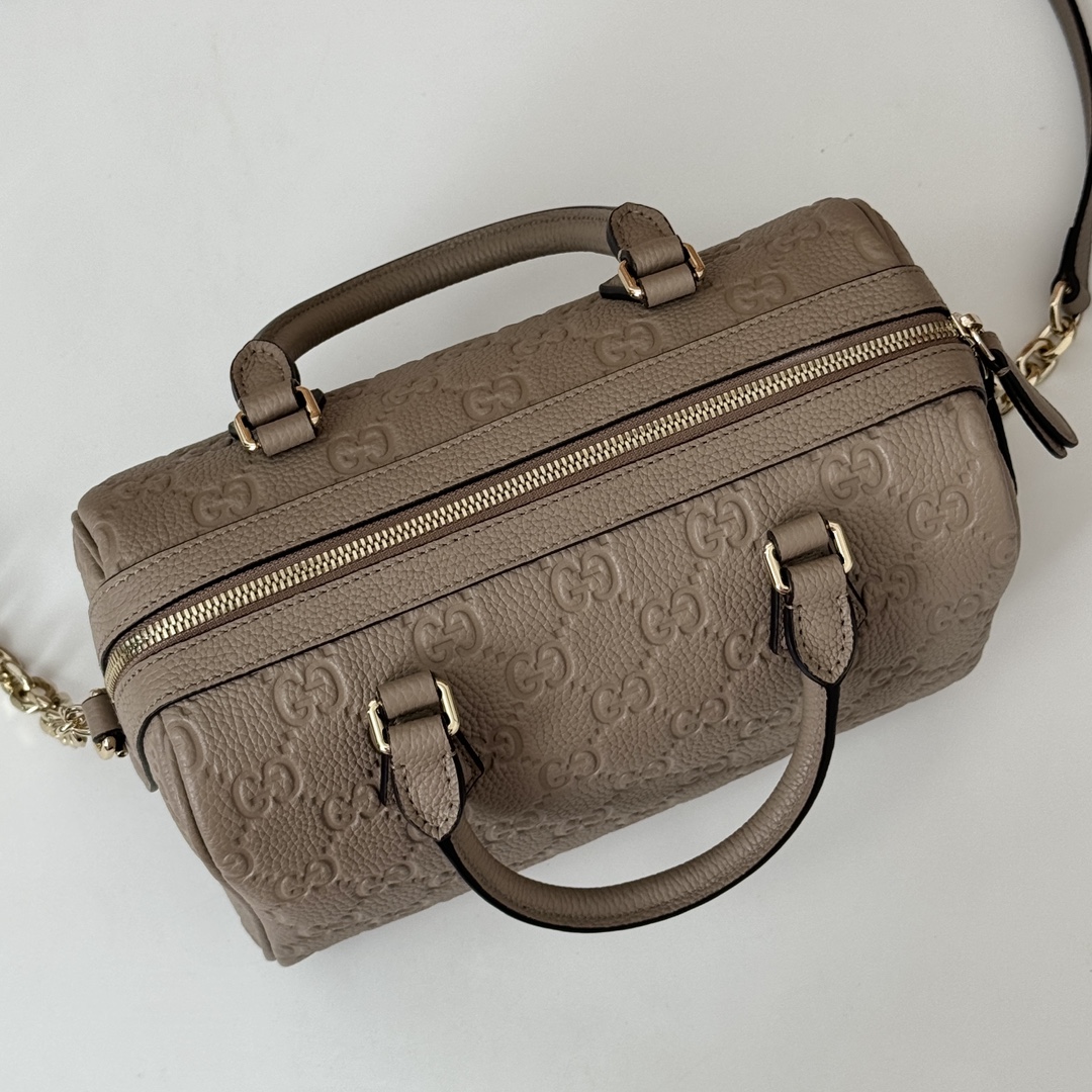 Gvc*1 emblem tote bag-25.5*16*14cm