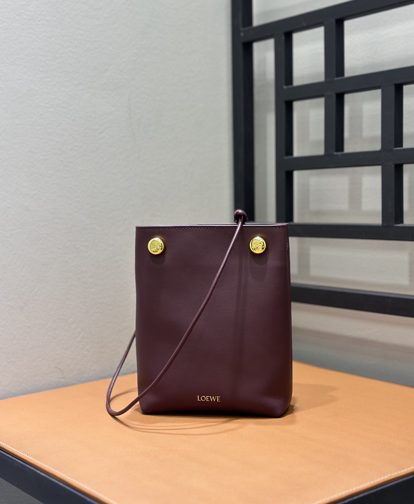 Lowee Pebble Bag-17*7*21.5CM