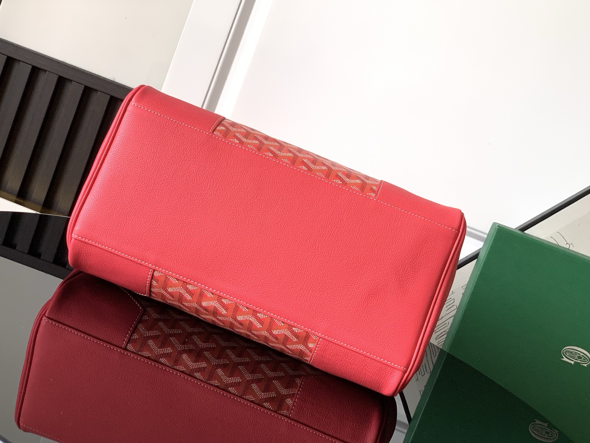 G09ard saigon vic tote-34×25×16cm