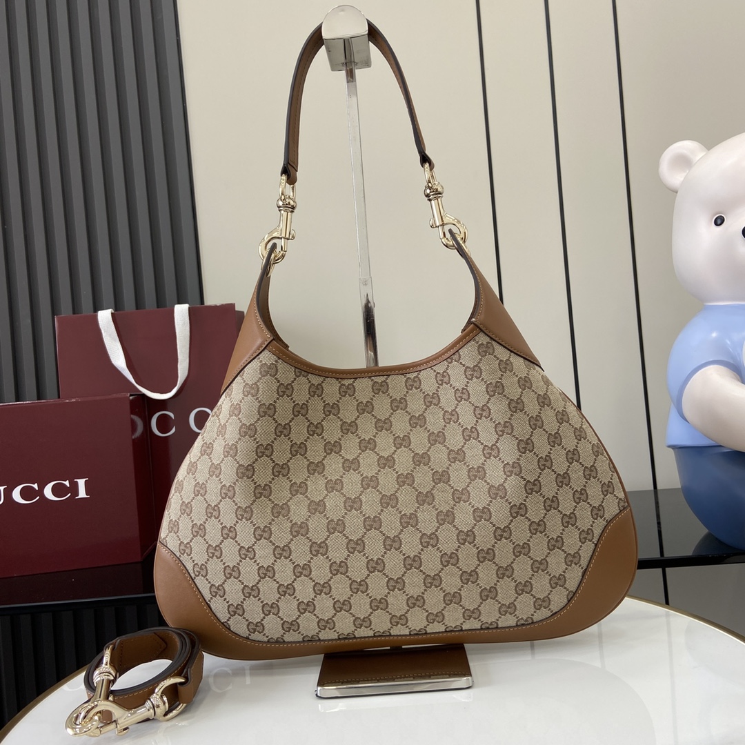 Gvc*1 body shoulder bag-42*36*2cm