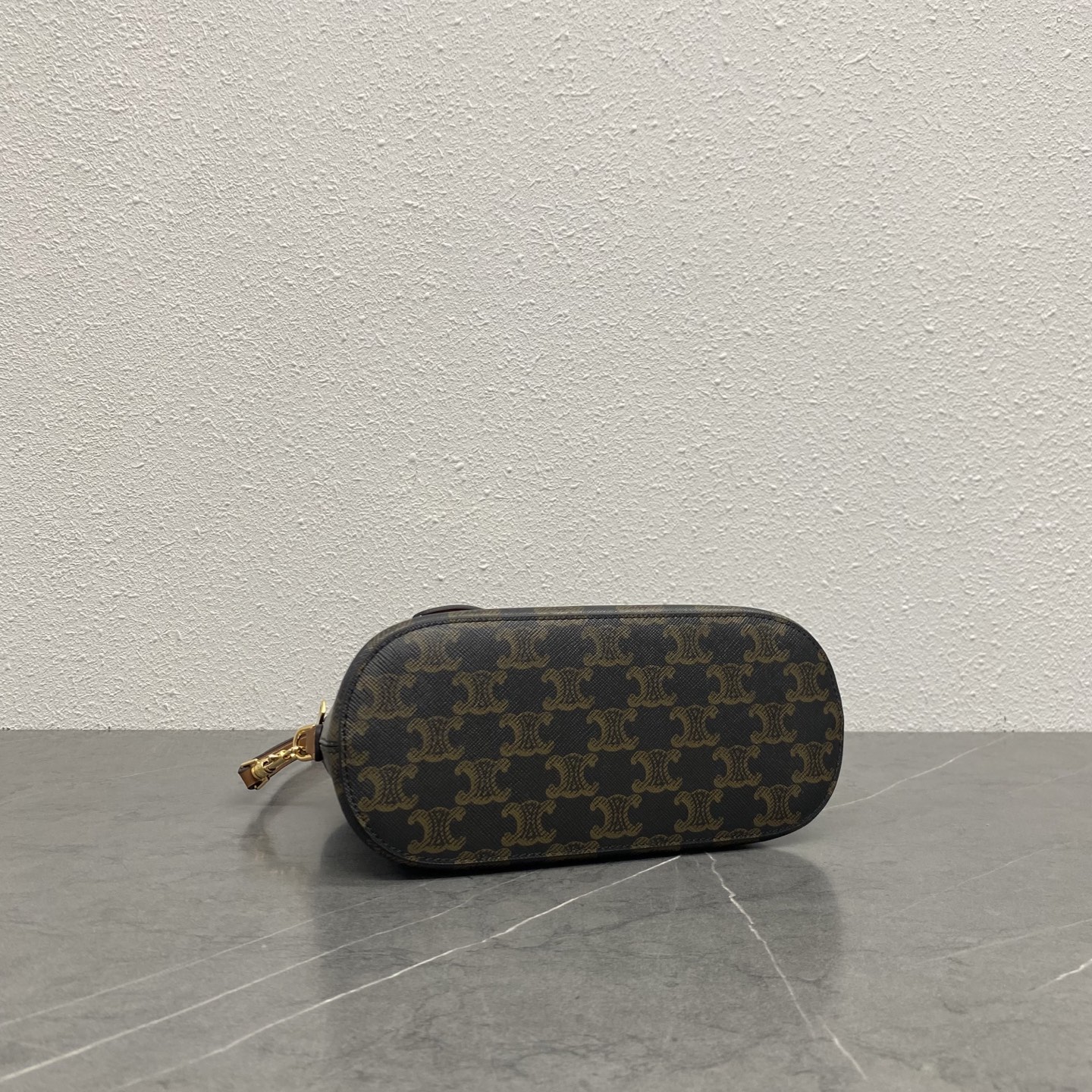 Celin* Teen Honorine Bag in Triomphe Canvas and Calfskin-22x17.5x9.5CM