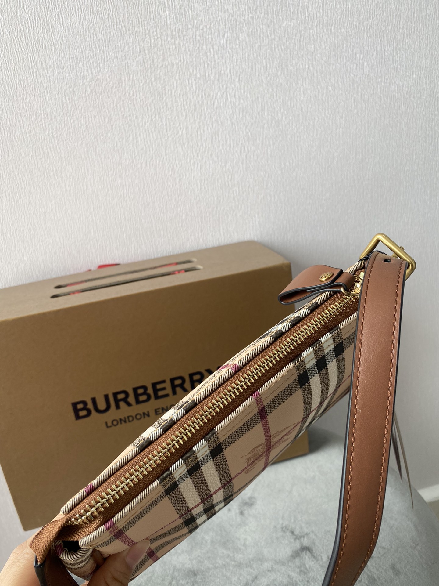 Bv*b*rry vintage bag-21*5*14cm