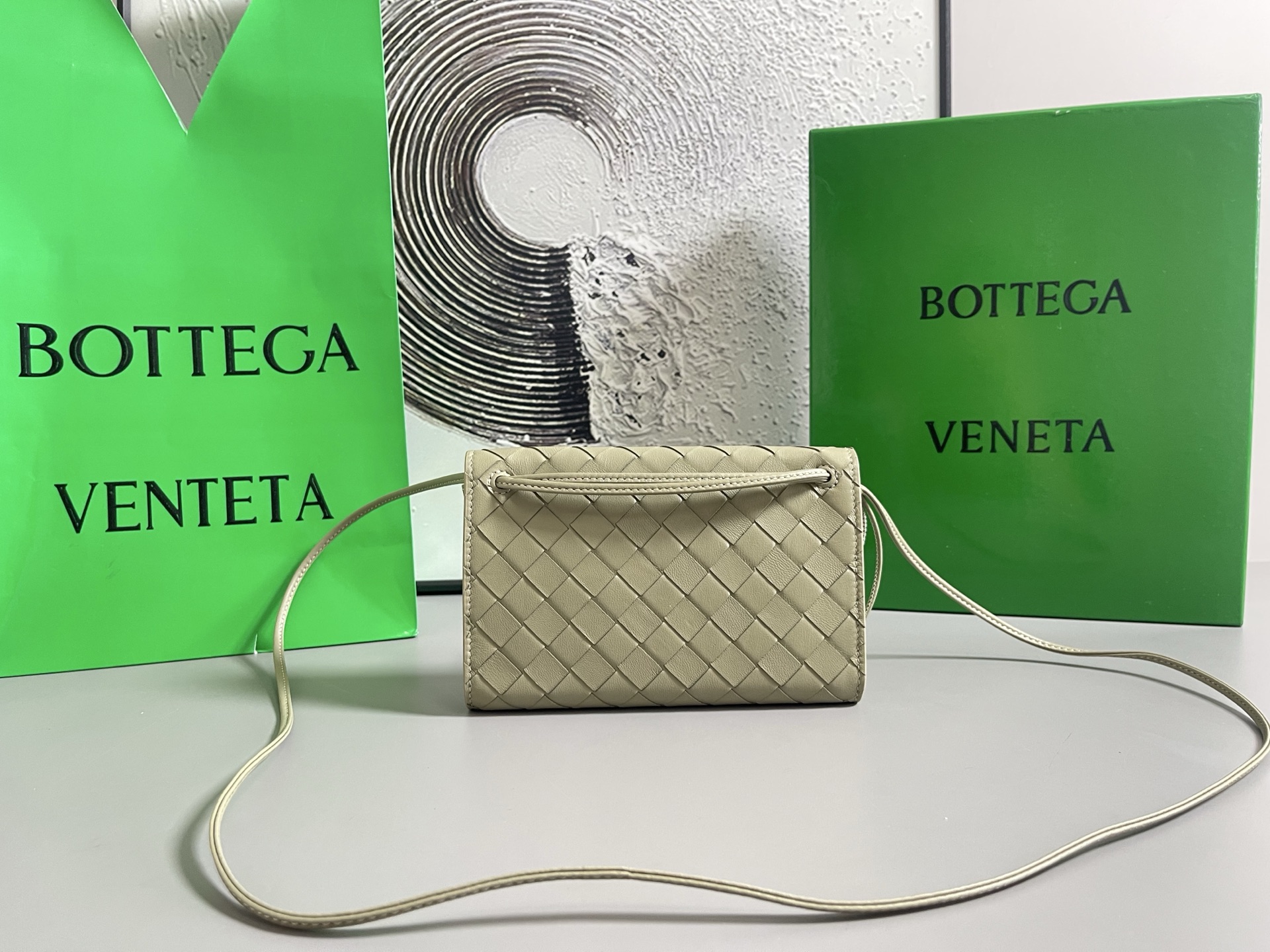 b0tt*ga Ven*ta andiamo pouch-12.6*19*2cm