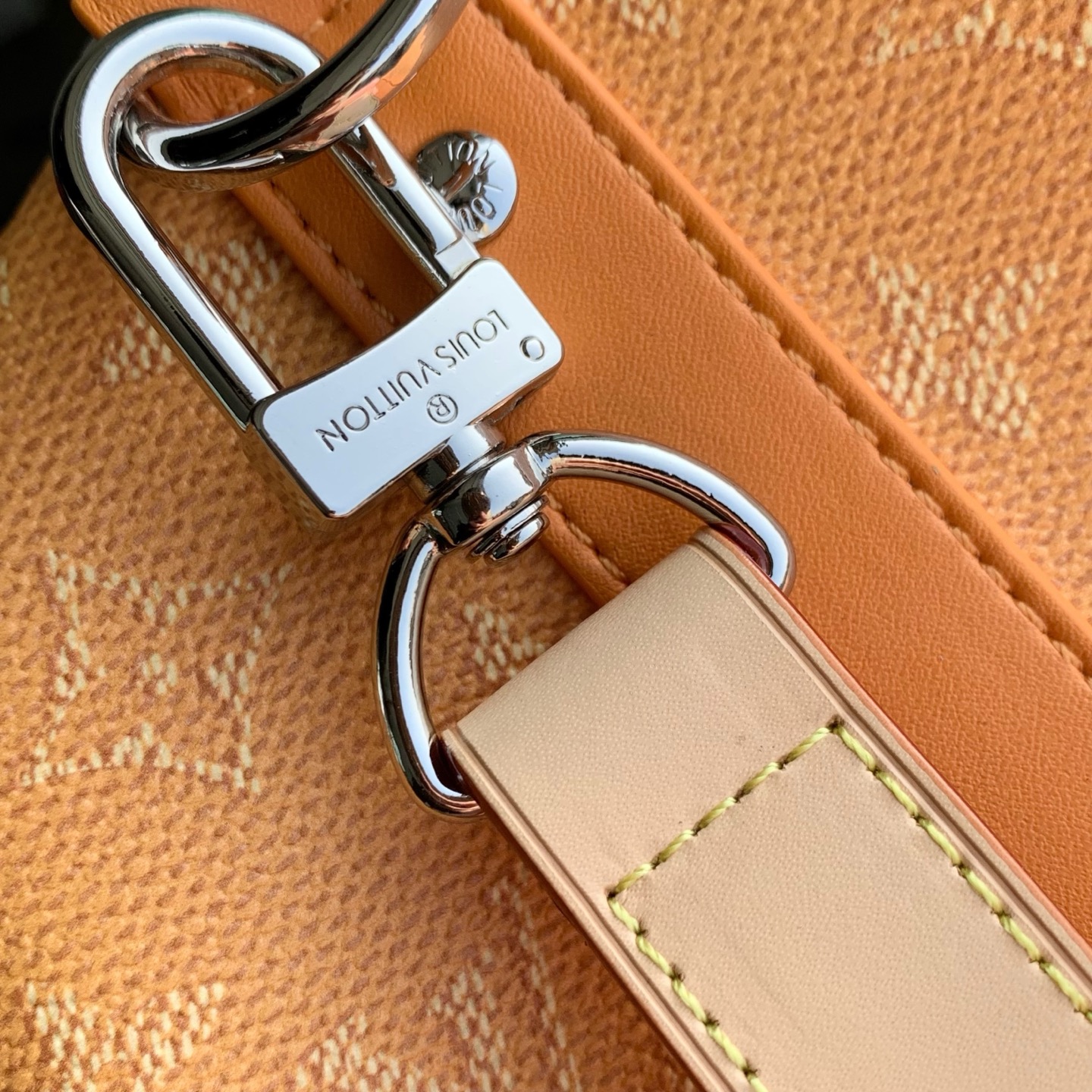 L0vis Vvtt0n Keepall Bandoulière 50- 50 x 29 x 23CM