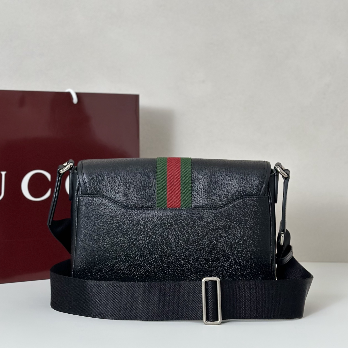 Gv*c*i Ophidia Medium Messenger Bag In Black Soft Leather-29.5*20*8CM