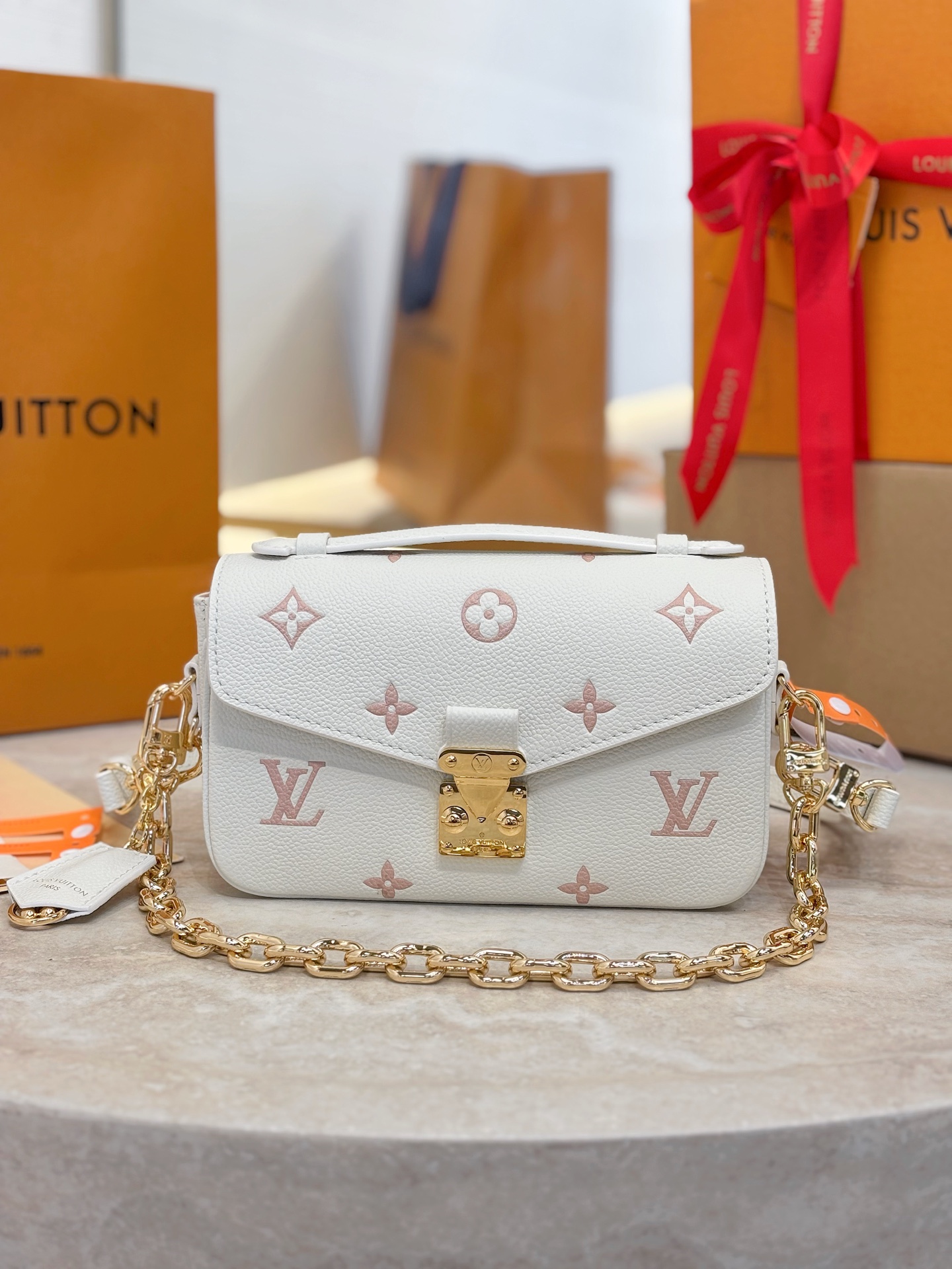 L0vis Vvtt0n Pochette Metis East West Handbags- M27575-21.5 x 13.5 x 6CM