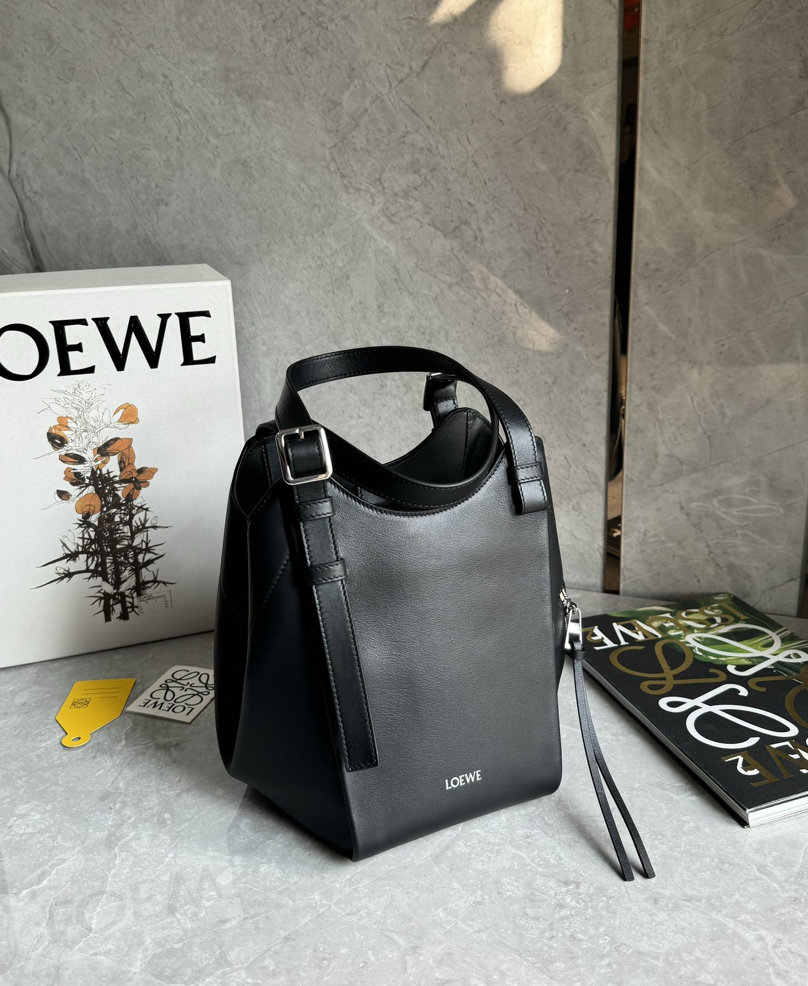 Lowee Hammock Flip Bag In Classic Calfskin-15*22.5*22CM
