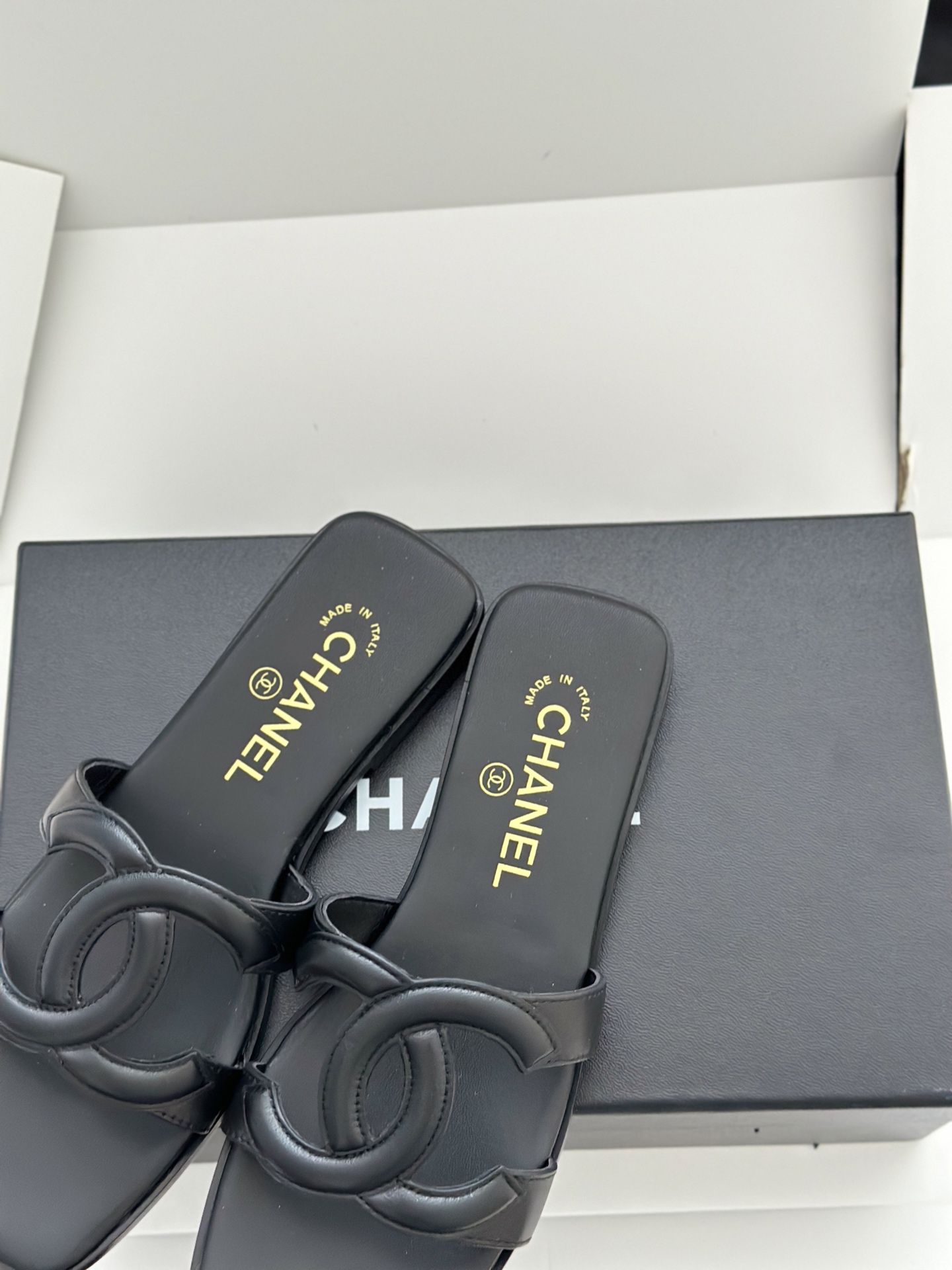 Ch@nel 2026SS Slides