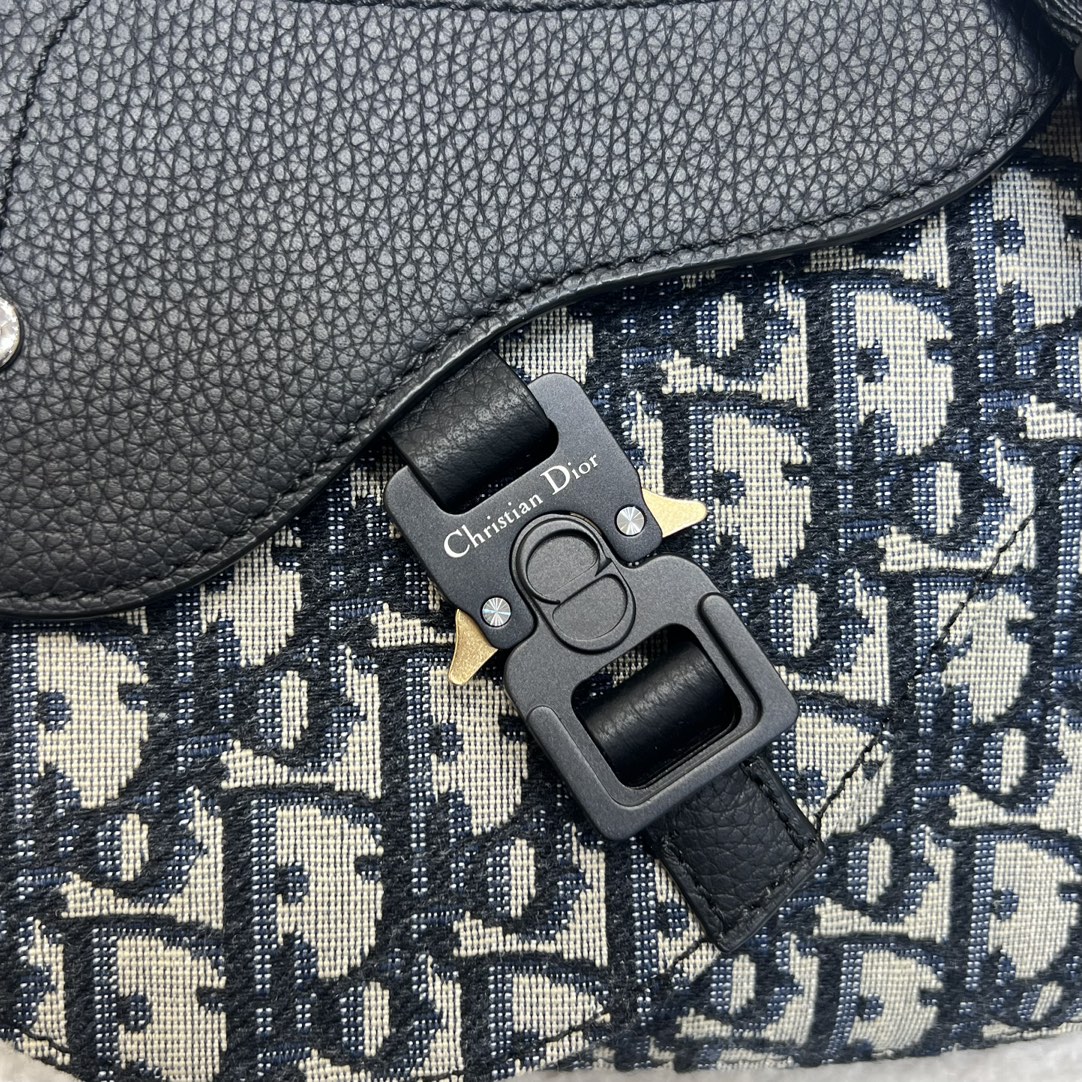 Diro Saddle Messenger Bag-24*16.5*5.5CM