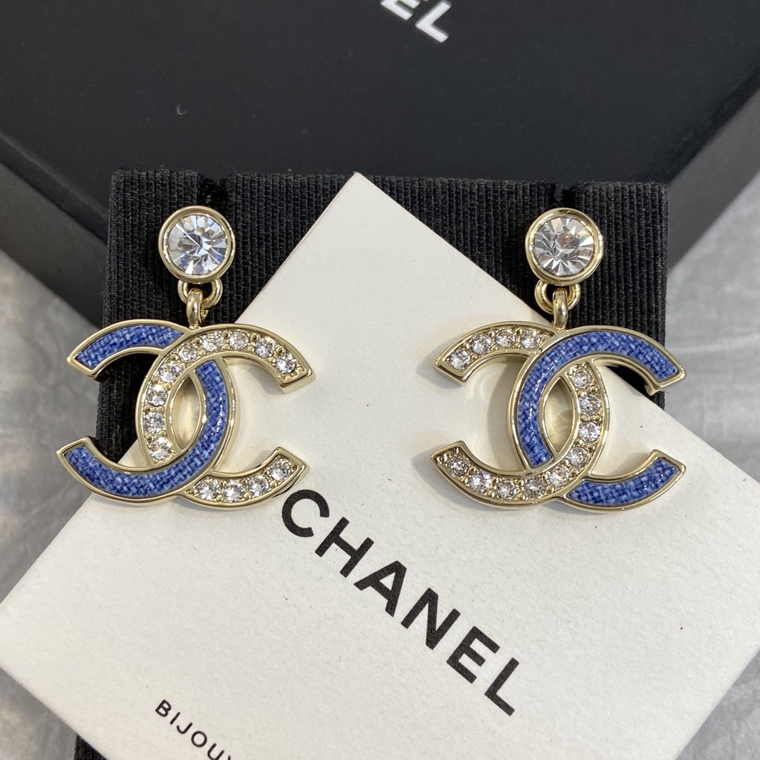 Ch@nel Earring