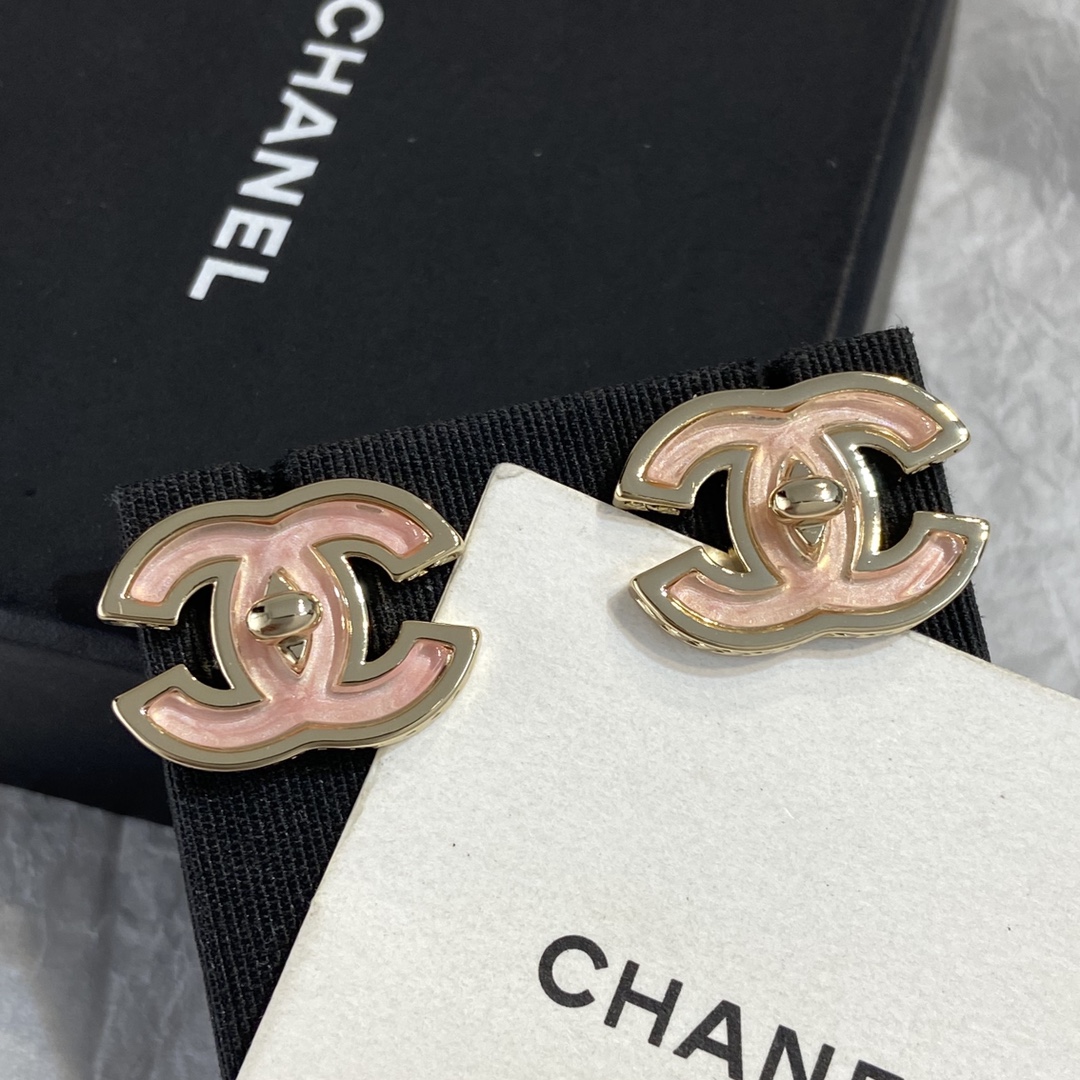 Ch@nel Earring