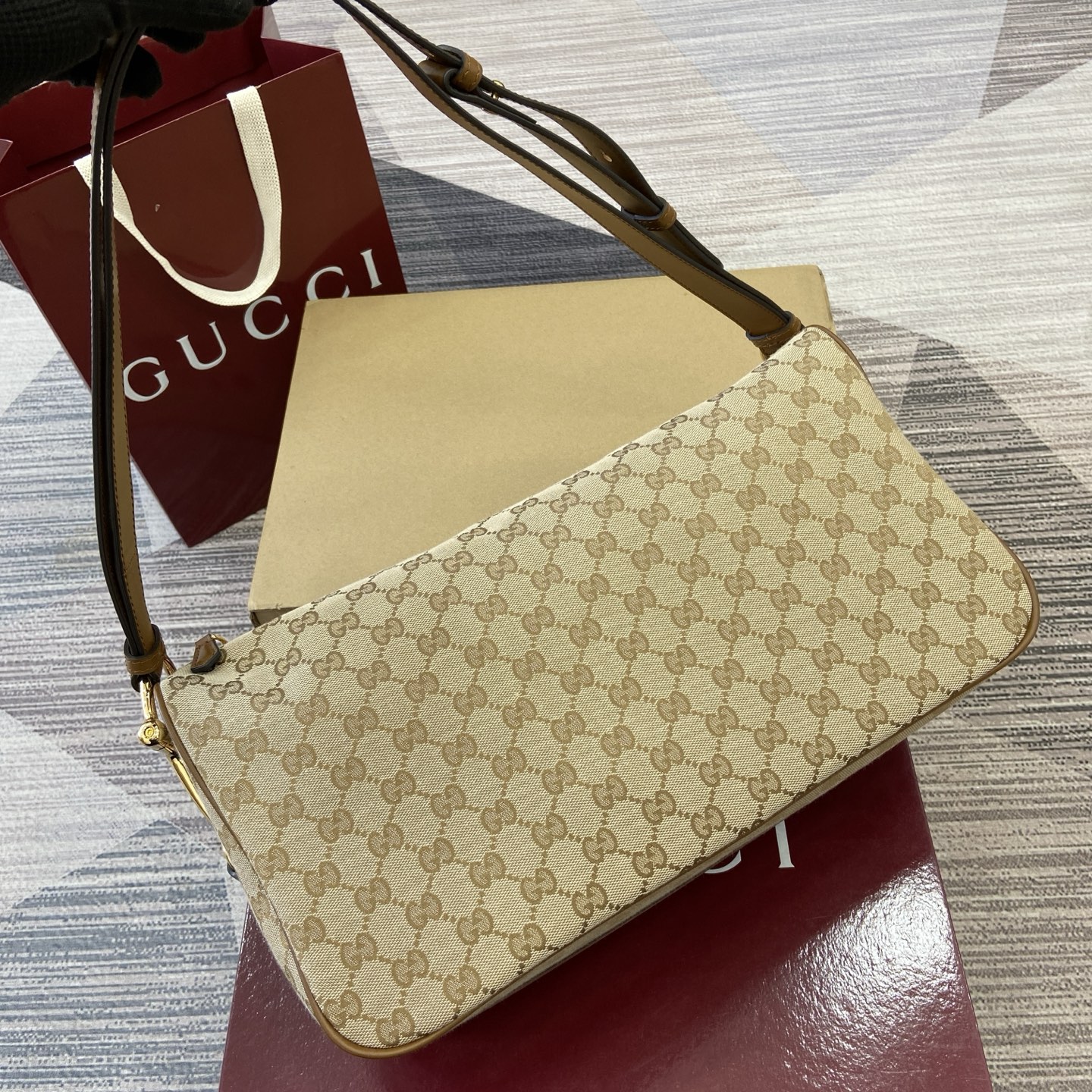 Gvc*1 Half Horsebit Small Shoulder Bag-31.5*17*12CM