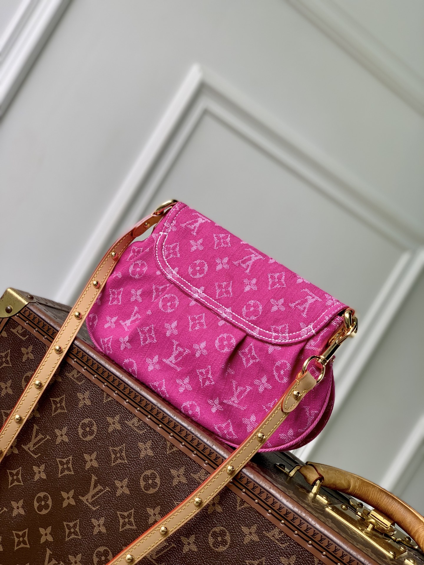 L0vis Vvtt0n Sunset Vibe Bag-18 x 3 x 27CM