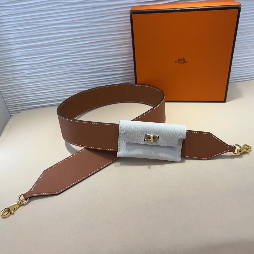 H**me5 Swift Epsom Pocket Kelly Shoulder Strap Sesame