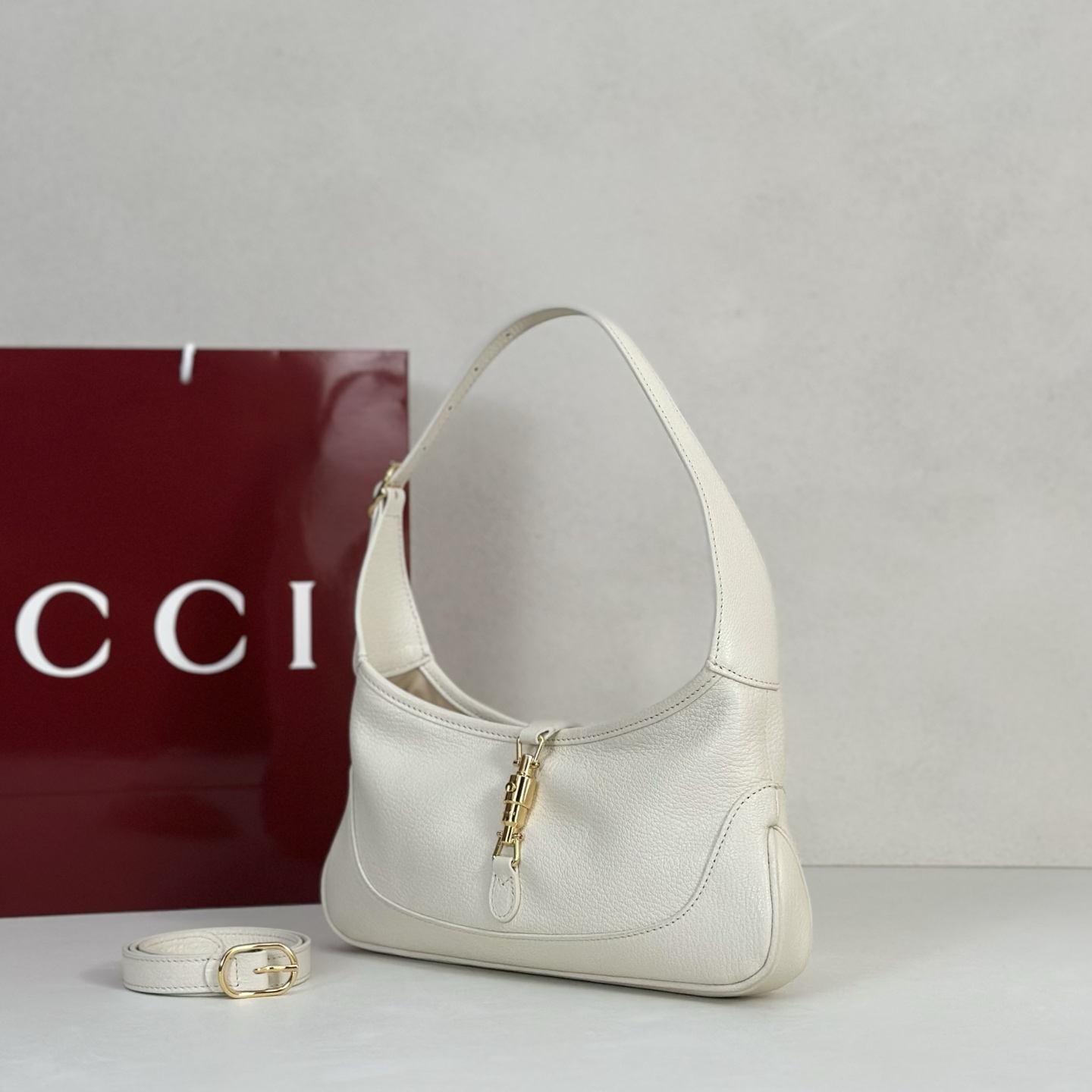 Gvc*1 Jackie Shoulder Bag In White Leather-27*13*.3.5CM